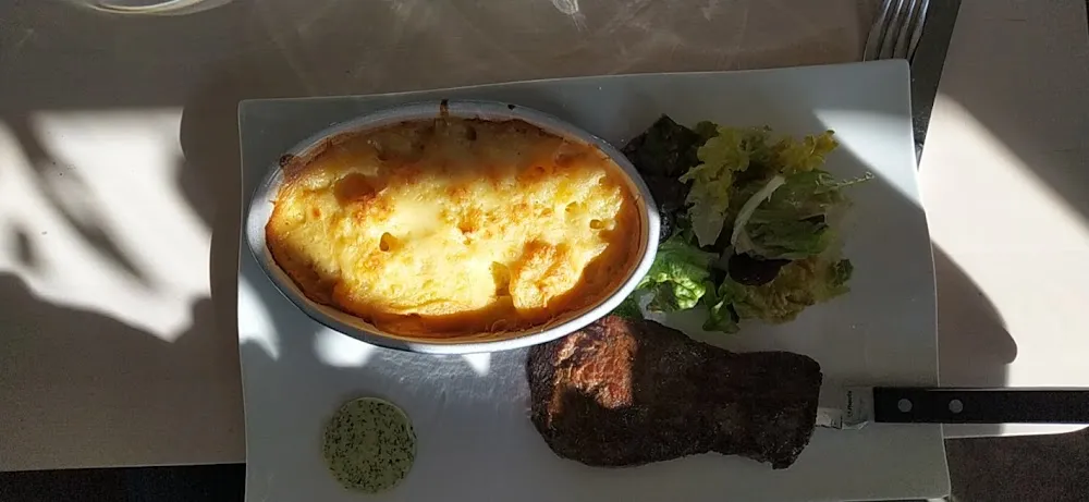 Pièce de Boeuf Et Son Gratin